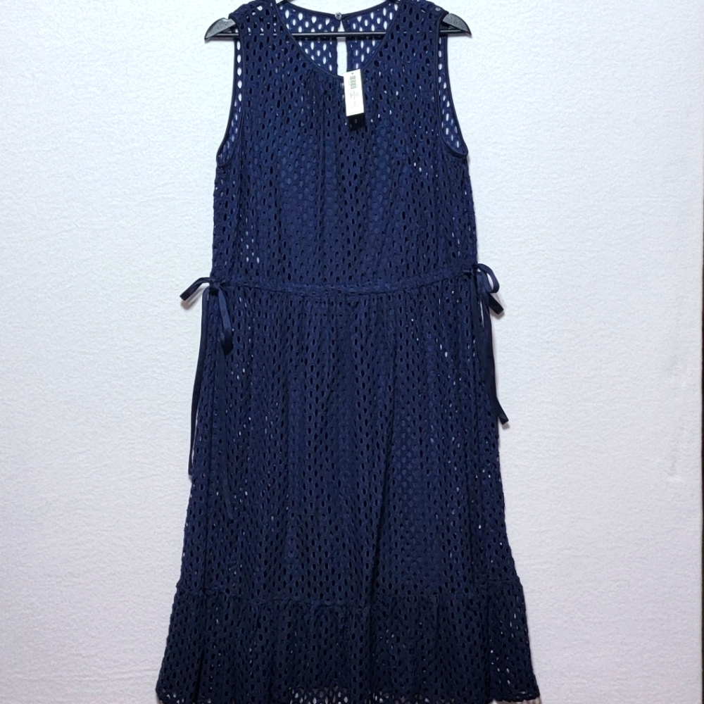 Chicos Elegant Navy Sleeveless Dress. #769